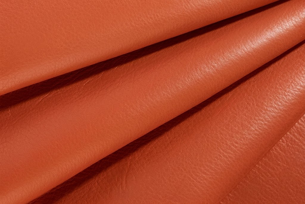 Clementine orange smooth leather for pumps, heels, clutches, boots... - F. KOOIJMAN Paris