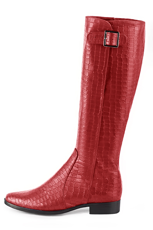 Scarlet red women's knee-high boots with buckles. Round toe. Flat leather soles. Made to measure. Profile view - Florence KOOIJMAN