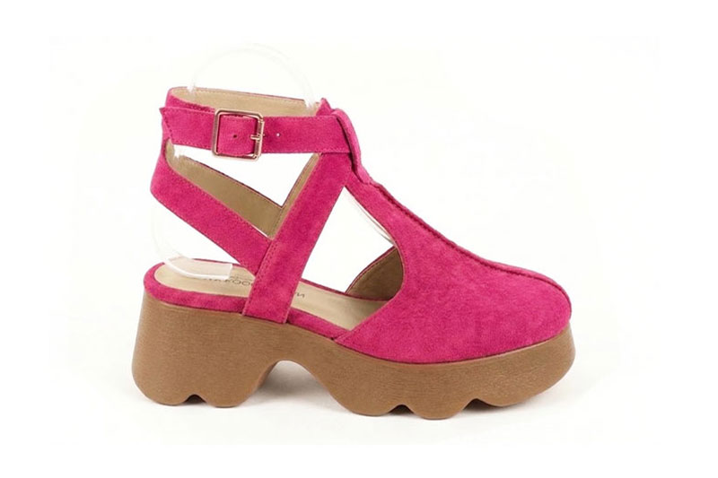 Dress T-strap closed-toe heels in fuchsia pink leather with  and  - Rear view