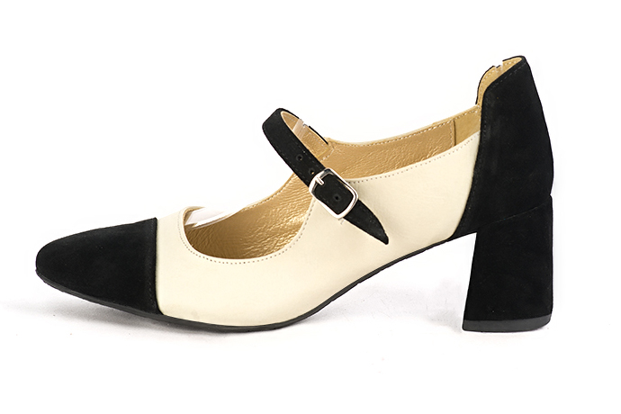 Matt black and off white women's dress pumps, with a round neckline. Round toe. Medium flare heels. Profile view - Florence KOOIJMAN