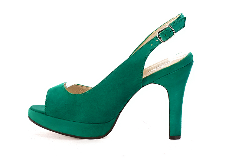 French elegance and refinement for these emerald green slingback dress sandals, 
                available in many subtle leather and colour combinations. This pretty pump with a small open toe and platform will free your toes.
To decline according to your needs or your desires.  
                Matching clutches for parties, ceremonies and weddings.   
                You can customize these sandals to perfectly match your tastes or needs, and have a unique model.  
                Choice of leathers, colours, knots and heels. 
                Wide range of materials and shades carefully chosen.  
                Rich collection of flat, low, mid and high heels.  
                Small and large shoe sizes - Florence KOOIJMAN