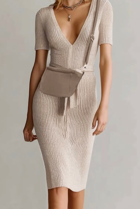 Dress handbag in tan beige leather - Worn view