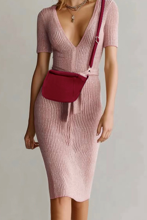 Dress handbag in burgundy red leather - Worn view