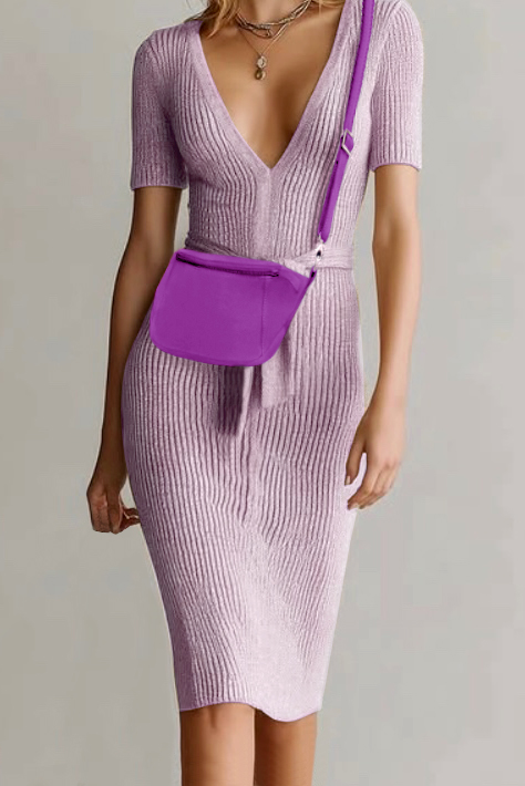 Dress handbag in mauve purple leather - Worn view