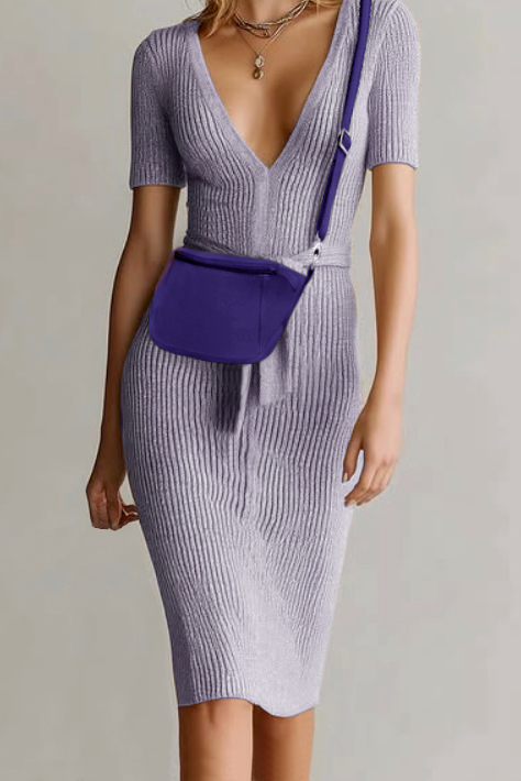 Dress handbag in violet purple leather - Worn view