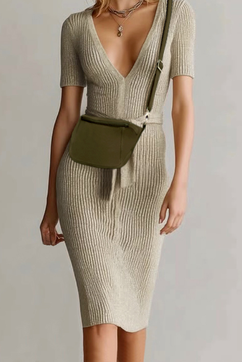 Dress handbag in khaki green leather - Worn view