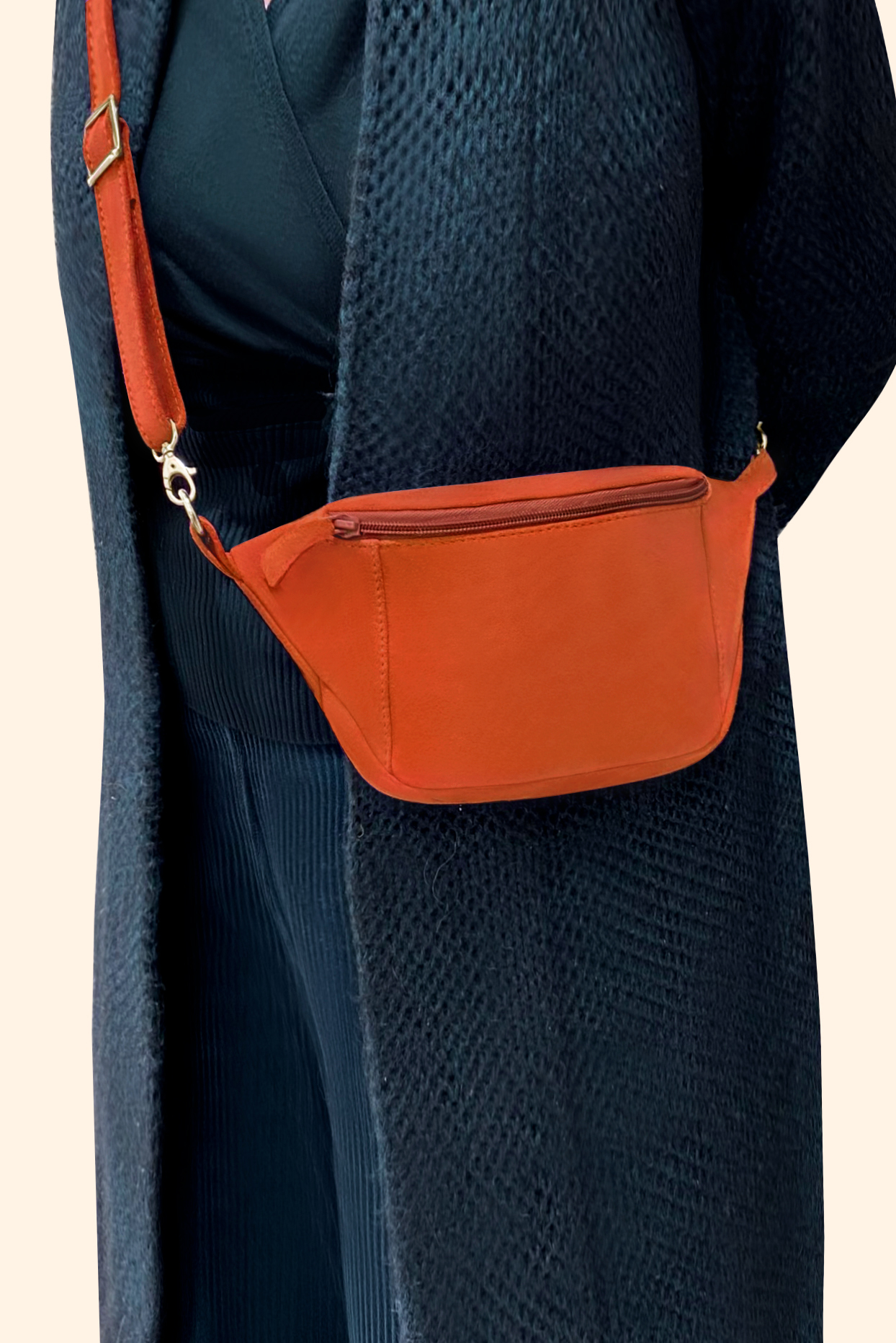 Clementine orange women's dress clutch, for weddings, ceremonies, cocktails and parties. Worn view - Florence KOOIJMAN