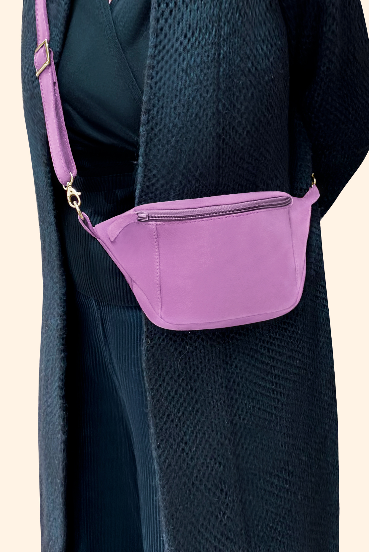 Mauve purple women's dress clutch, for weddings, ceremonies, cocktails and parties. Worn view - Florence KOOIJMAN