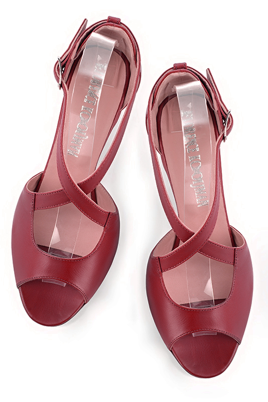 Cardinal red women's closed back sandals, with crossed straps. Round toe. Medium comma heels. Top view - Florence KOOIJMAN
