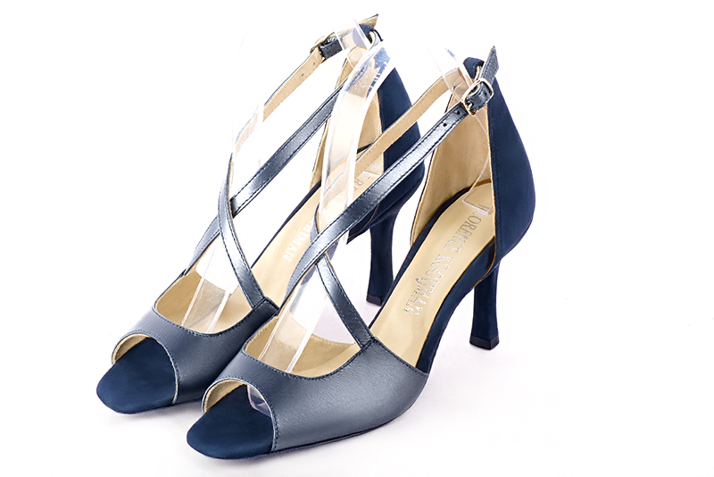 Denim blue closed back dress sandals, with crossed straps. Square toe. High slim heel - Florence KOOIJMAN