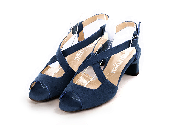 Navy blue women's open back sandals, with crossed straps. Round toe. Low kitten heels. Front view - Florence KOOIJMAN