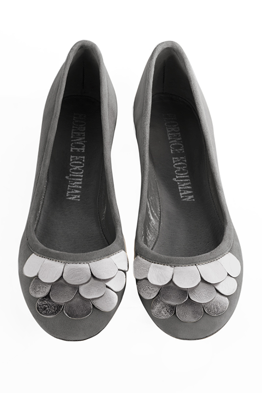 Dove grey and dark silver women's ballet pumps, with flat heels. Round toe. Flat leather soles - Florence KOOIJMAN