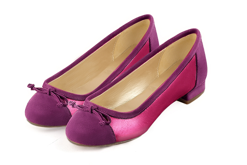 Mulberry purple and fuschia pink women's ballet pumps, with low heels. Round toe. Flat block heels. Front view - Florence KOOIJMAN