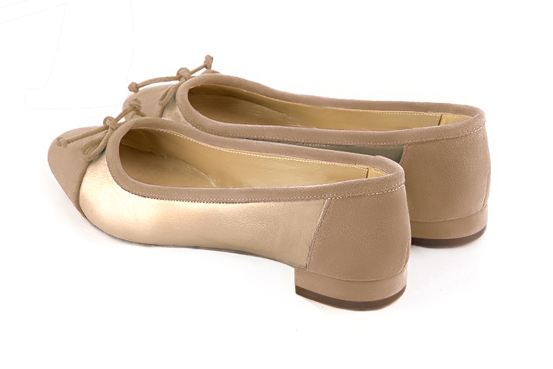 Tan beige and gold women's ballet pumps, with low heels. Round toe. Flat block heels. Rear view - Florence KOOIJMAN
