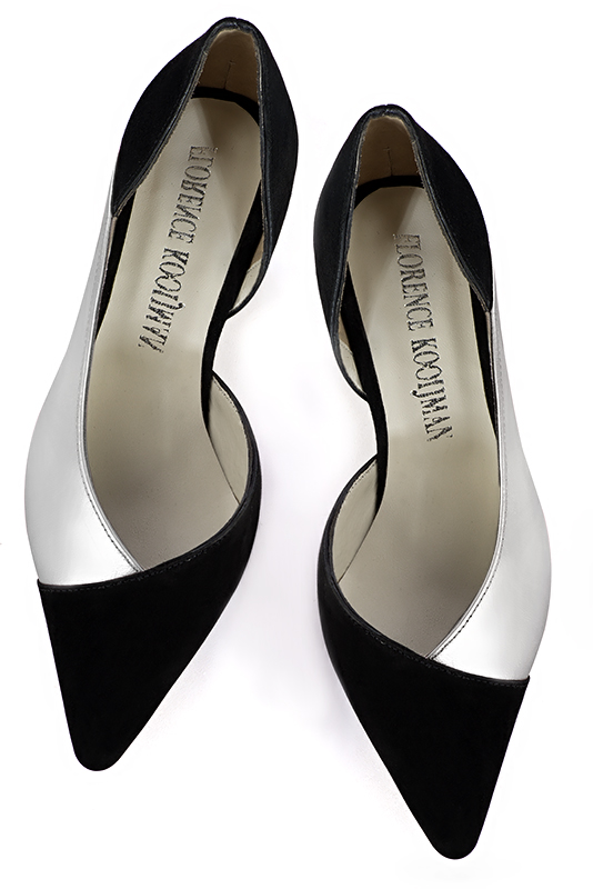 Matt black and light silver women's open arch dress pumps. Pointed toe. Flat block heels. Top view - Florence KOOIJMAN
