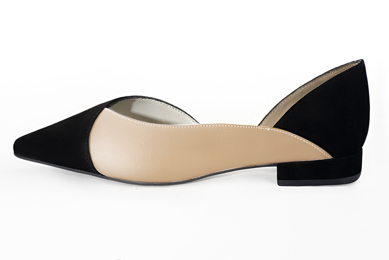 Matt black and champagne beige women's open arch dress pumps. Pointed toe. Flat block heels. Profile view - Florence KOOIJMAN