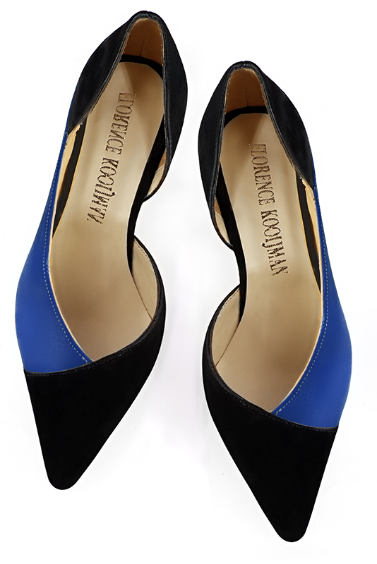 Matt black and electric blue women's open arch dress pumps. Pointed toe. Flat block heels. Top view - Florence KOOIJMAN