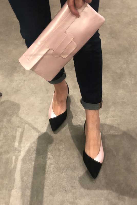 Matt black and light pink women's open arch dress pumps. Pointed toe. Flat block heels. Worn view - Florence KOOIJMAN