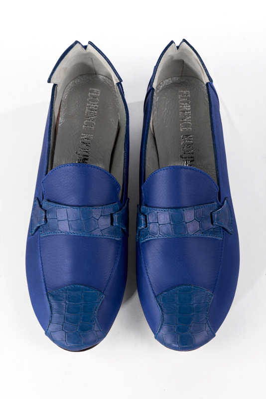 Electric blue women's fashion loafers. Round toe. Flat block heels. Top view - Florence KOOIJMAN