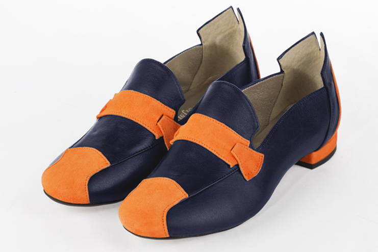 Apricot orange and navy blue women's fashion loafers. Round toe. Flat block heels. Front view - Florence KOOIJMAN