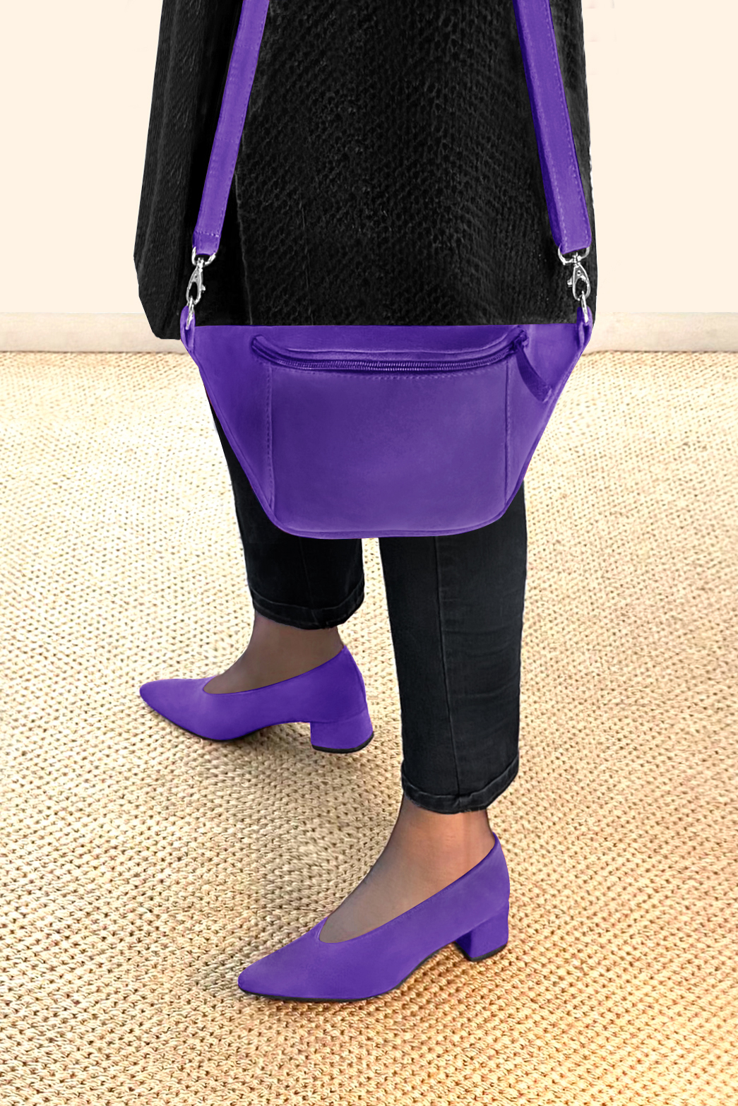 French elegance and refinement for these violet purple dress pumps, with a round neckline, 
                available in many subtle leather and colour combinations. To be declined according to your choice of materials and colors.
This beautiful enveloping pump will fit your foot without binding it.
Find the spirit of the "Eigthies" in its look. 
                Matching clutches for parties, ceremonies and weddings.   
                You can customize these shoes to perfectly match your tastes or needs, and have a unique model.  
                Choice of leathers, colours, knots and heels. 
                Wide range of materials and shades carefully chosen.  
                Rich collection of flat, low, mid and high heels.  
                Small and large shoe sizes - Florence KOOIJMAN