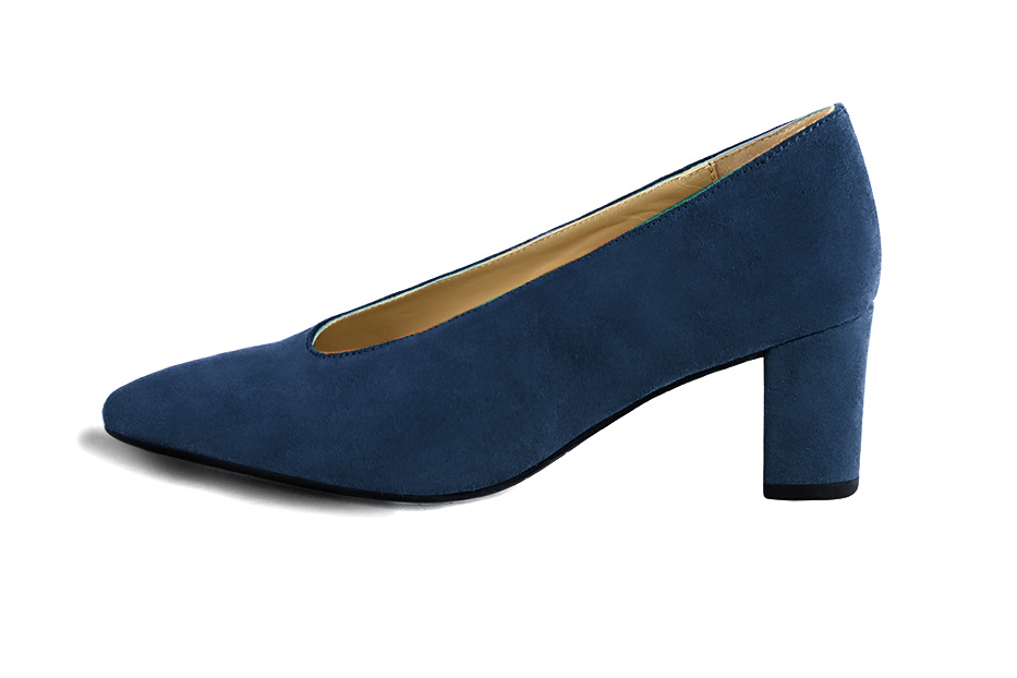 Navy blue women's dress pumps, with a round neckline. Tapered toe. Medium block heels. Profile view - Florence KOOIJMAN