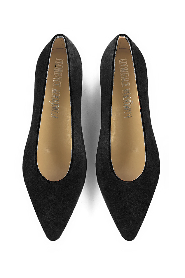 Matt black women's dress pumps, with a round neckline. Tapered toe. Medium block heels. Top view - Florence KOOIJMAN
