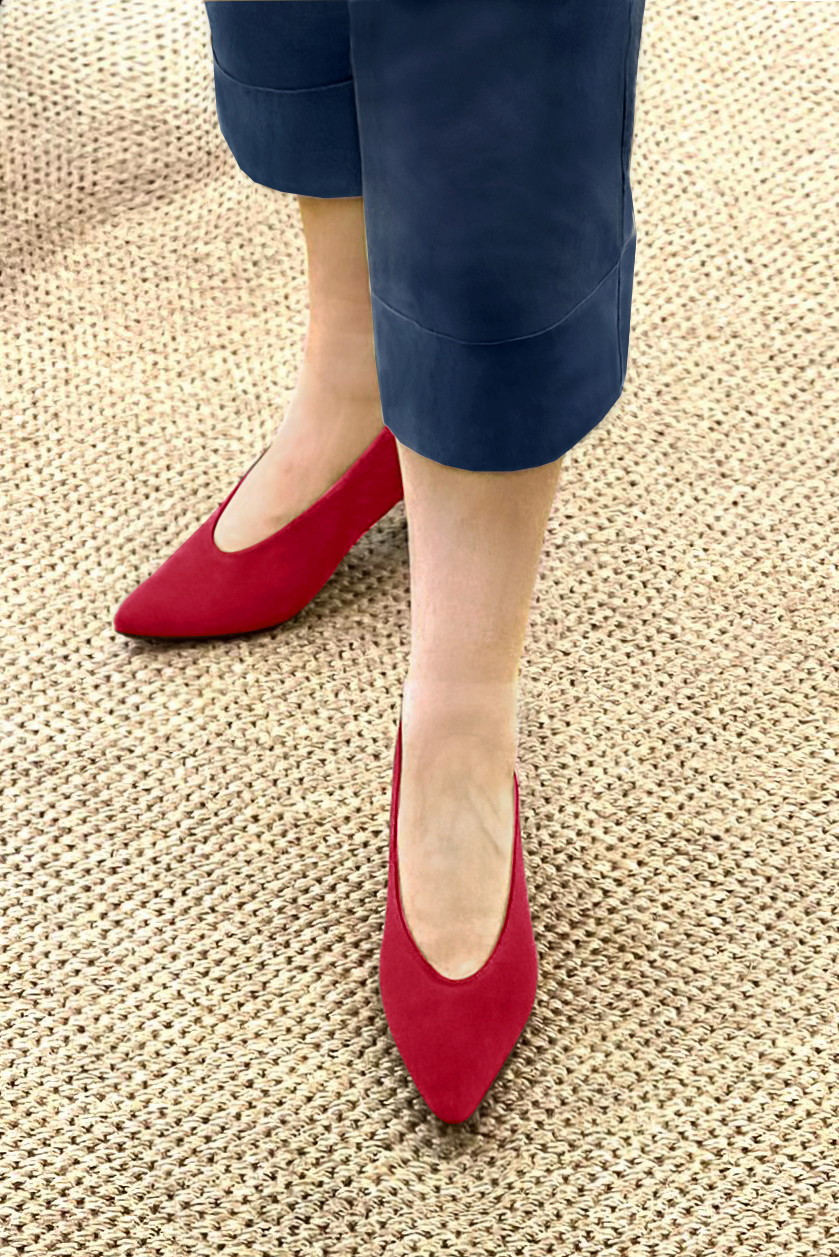 Cardinal red women's dress pumps, with a round neckline. Tapered toe. Medium flare heels. Worn view - Florence KOOIJMAN