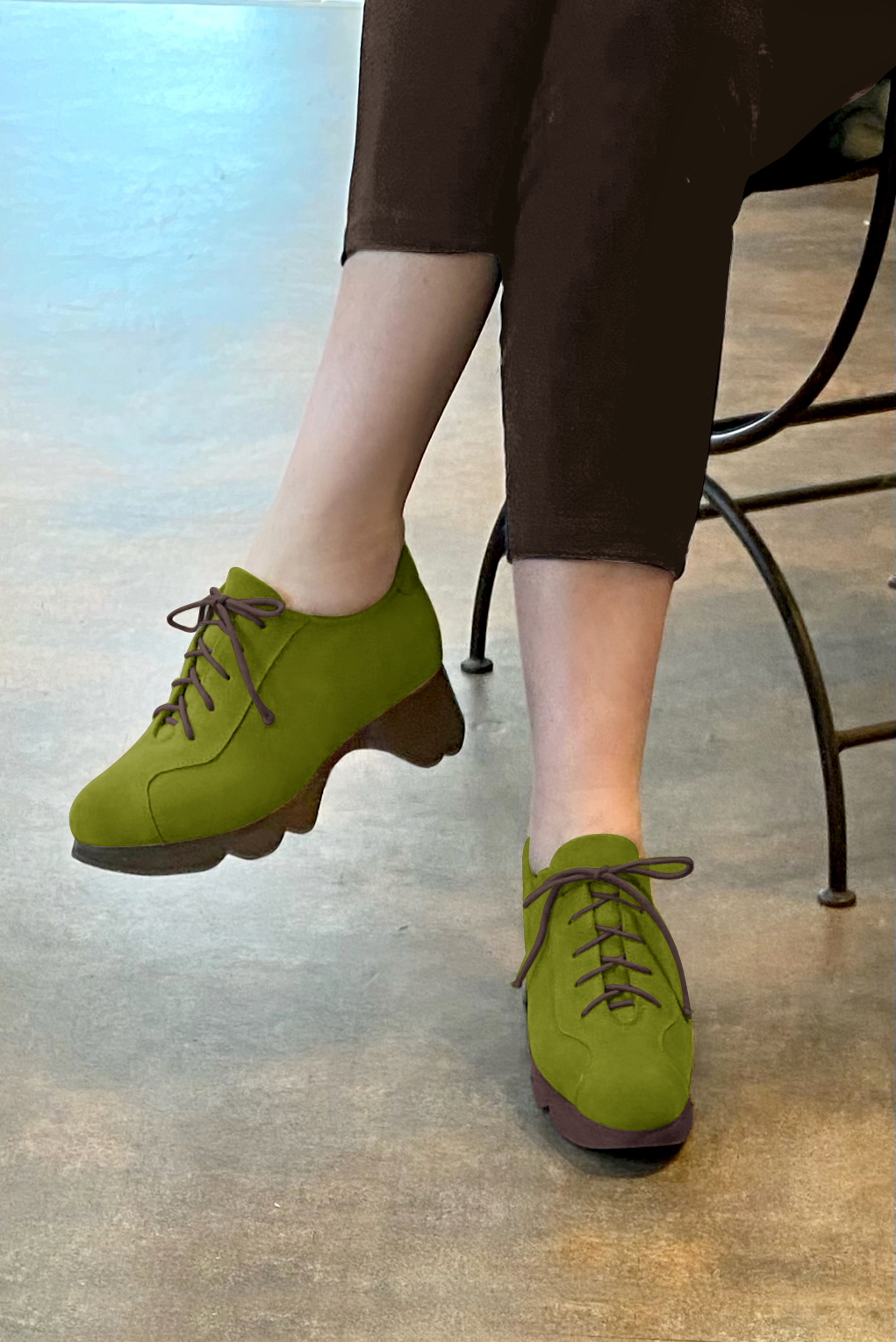 Pistachio green women's casual lace-up shoes.. Worn view - Florence KOOIJMAN