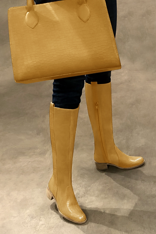 Mustard yellow women's riding knee-high boots. Round toe. Low leather soles. Made to measure. Worn view - Florence KOOIJMAN