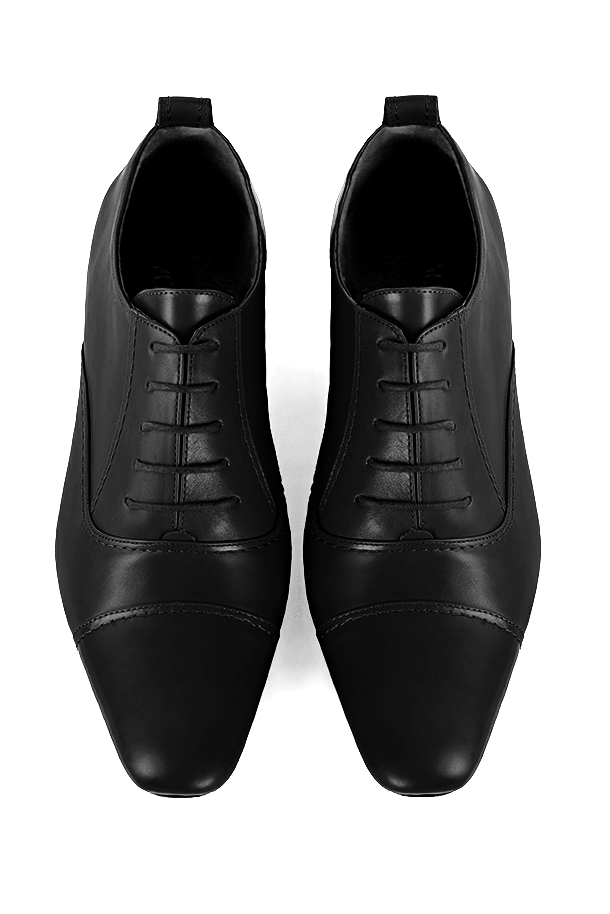 Satin black lace-up dress shoes for men. Round toe. Flat leather soles. Top view - Florence KOOIJMAN