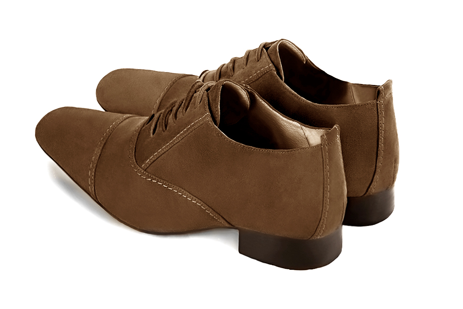 Caramel brown lace-up dress shoes for men. Round toe. Flat leather soles. Rear view - Florence KOOIJMAN