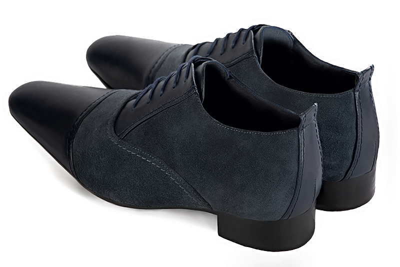 Satin black lace-up dress shoes for men. Round toe. Flat leather soles. Rear view - Florence KOOIJMAN