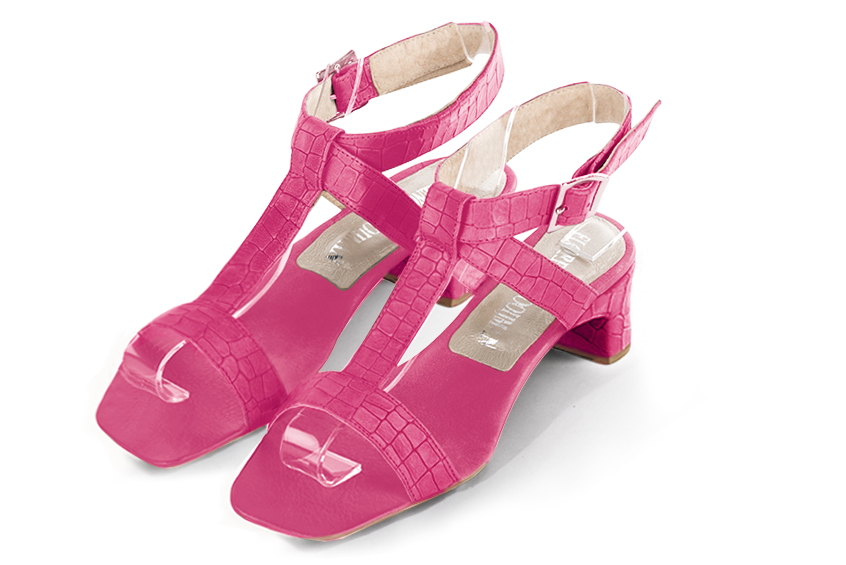 Fuschia pink women's fully open sandals, with an instep strap. Square toe. Low kitten heels. Front view - Florence KOOIJMAN