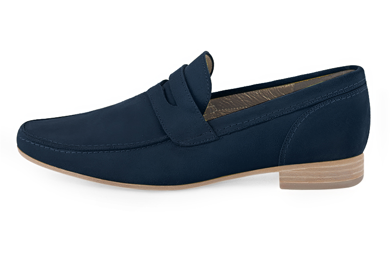Navy blue dress loafers for men. Round toe. Flat leather soles. Profile view - Florence KOOIJMAN