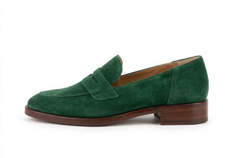 Women's forest green lug-sole loafers with round toe and chunky rubber lug sole - Profile view