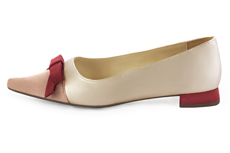 Biscuit beige, gold and burgundy red women's ballet pumps, with low heels. Pointed toe. Flat flare heels. Profile view - Florence KOOIJMAN