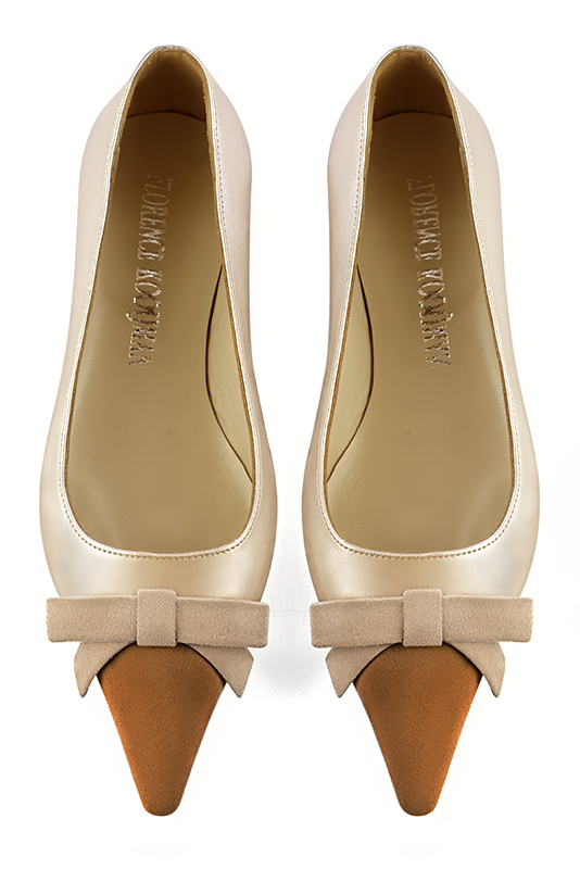 Caramel brown, gold and sand beige women's ballet pumps, with low heels. Pointed toe. Flat flare heels. Top view - Florence KOOIJMAN