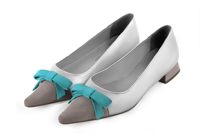 Pebble grey, light silver and aquamarine blue women's ballet pumps, with low heels. Pointed toe. Flat flare heels. Front view - Florence KOOIJMAN