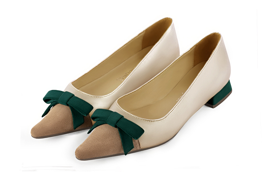 Biscuit beige, gold and forest green women's ballet pumps, with low heels. Pointed toe. Flat flare heels. Front view - Florence KOOIJMAN