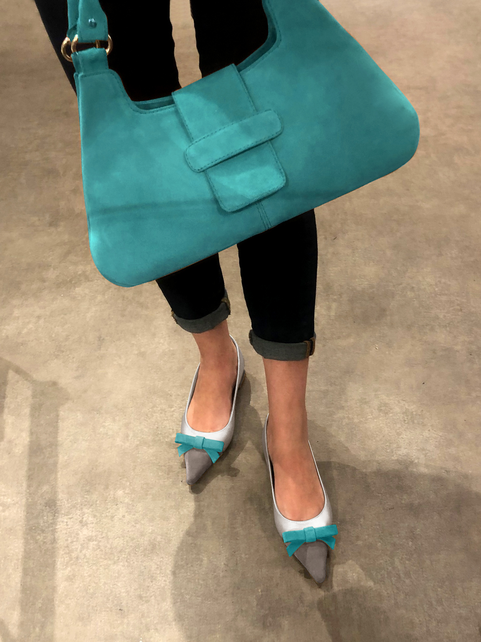 Pebble grey, light silver and aquamarine blue women's ballet pumps, with low heels. Pointed toe. Flat flare heels. Worn view - Florence KOOIJMAN