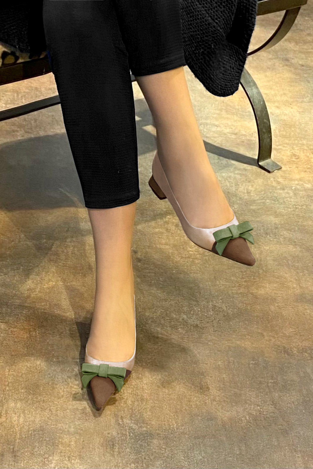 Chocolate brown, gold and khaki green women's ballet pumps, with low heels. Pointed toe. Flat flare heels. Worn view - Florence KOOIJMAN