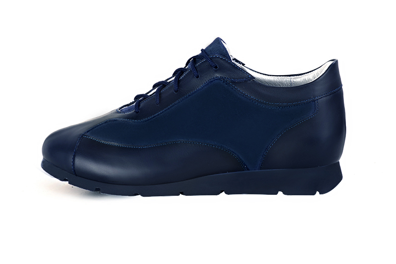 Navy blue women's elegant sneakers. Round toe. Flat rubber soles. Profile view - Florence KOOIJMAN