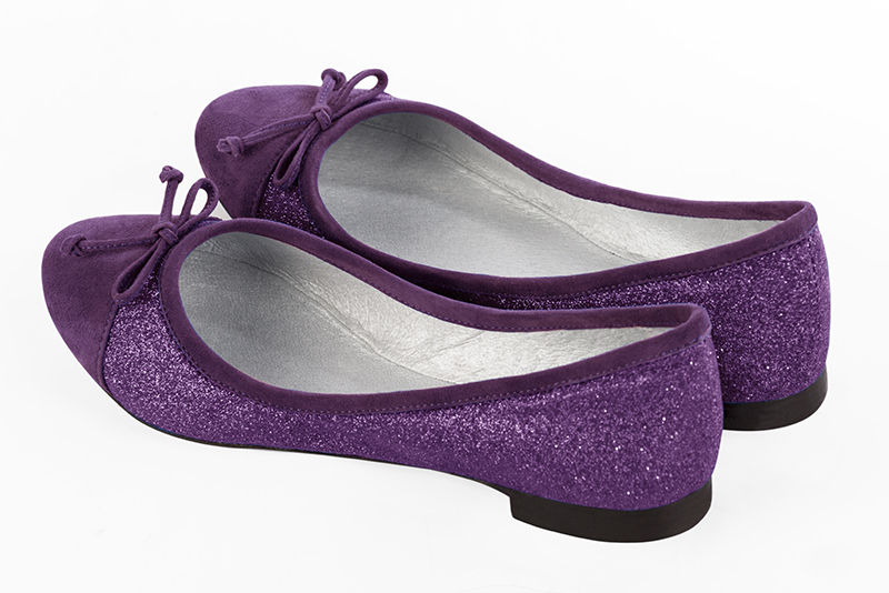 Amethyst purple women's ballet pumps, with flat heels. Round toe. Flat leather soles. Rear view - Florence KOOIJMAN