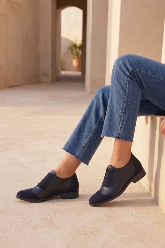 Women's navy blue casual lace-up shoes with  and  - Top view