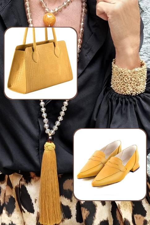 Mustard yellow women's essential loafers. Pointed toe. Flat flare heels. Worn view - Florence KOOIJMAN