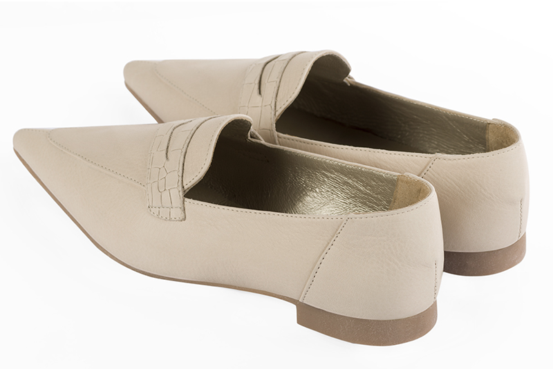 Champagne white women's essential loafers. Pointed toe. Flat rubber soles. Rear view - Florence KOOIJMAN