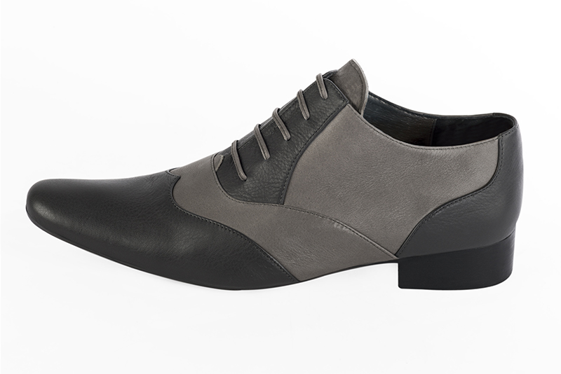 Dark grey lace-up dress shoes for men. Round toe. Flat leather soles. Profile view - Florence KOOIJMAN