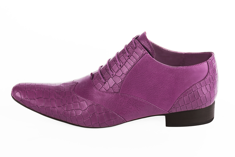 Mauve purple lace-up dress shoes for men. Round toe. Flat leather soles. Profile view - Florence KOOIJMAN