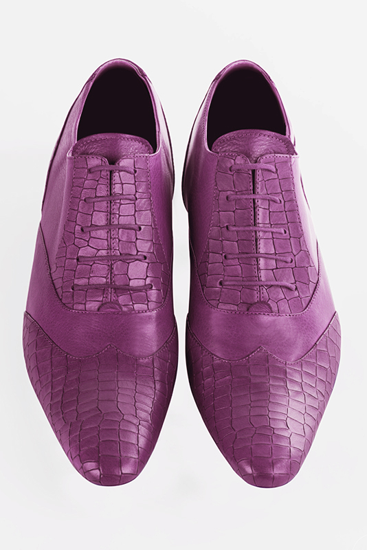 Mauve purple lace-up dress shoes for men. Round toe. Flat leather soles. Top view - Florence KOOIJMAN